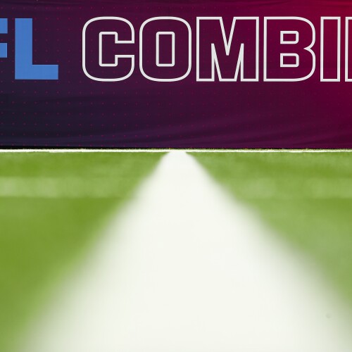 体育商业联盟管理